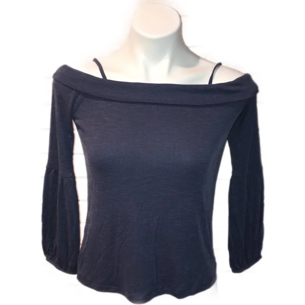 BB Dakota Shrug Life Cold Shoulder Top Small - Picture 2 of 5